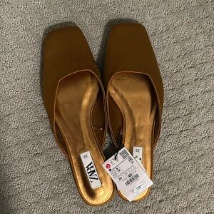 NWT Satin Zara flats